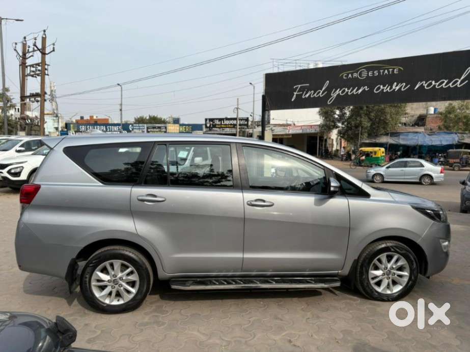 Toyota Innova Crysta 2.8 Gx At, 2017, Diesel