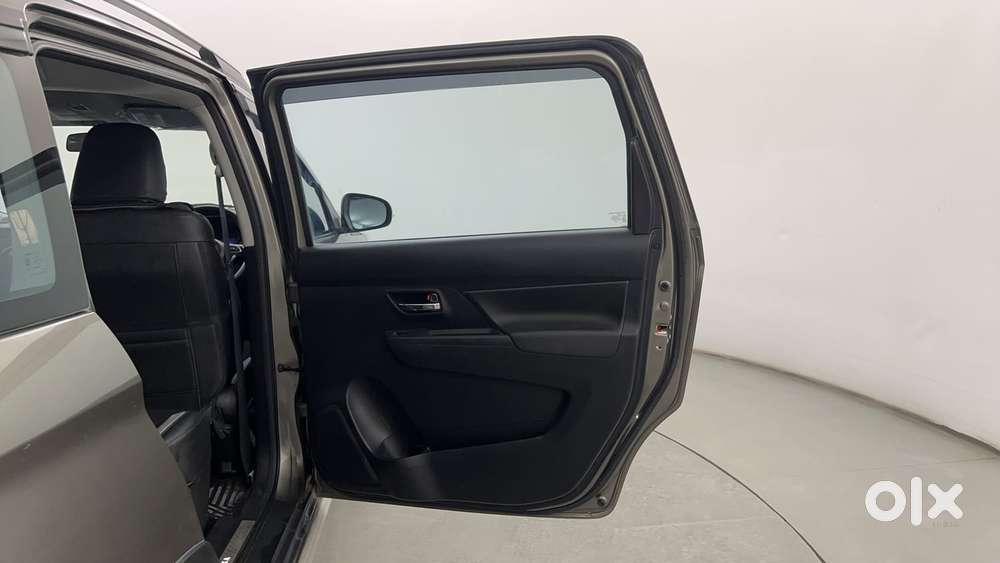 Maruti Suzuki Xl6 1.5 Alpha At, 2022, Petrol