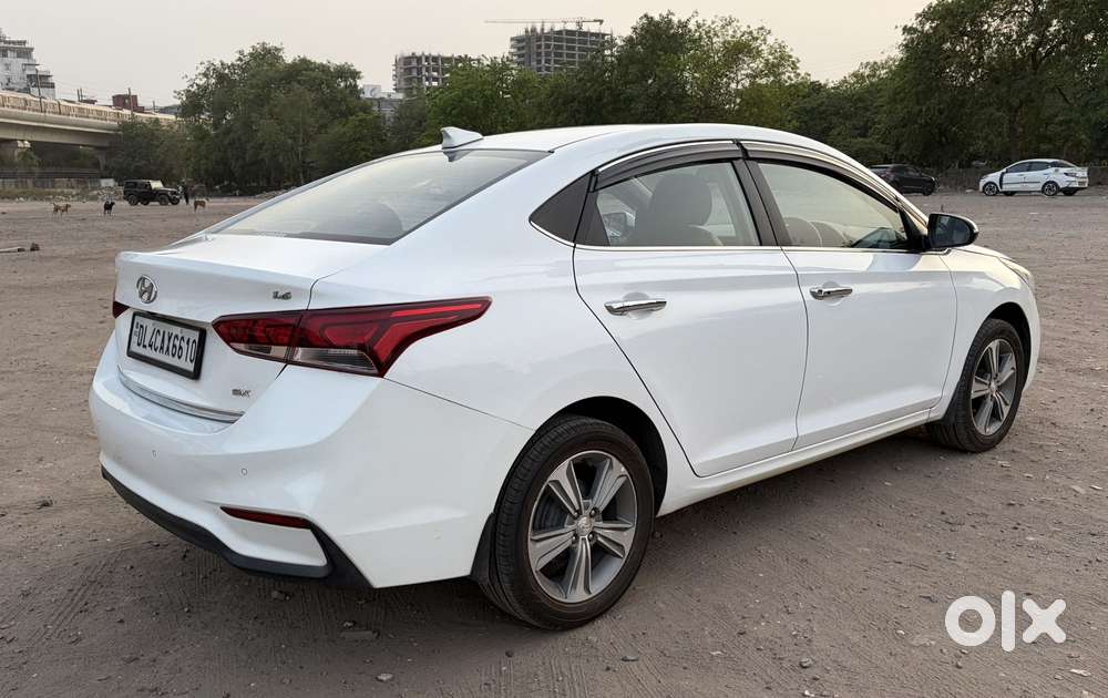 Hyundai Verna [2015-2017] Fluidic 4s 1.6 Vtvt Sx (o), 2017, Petrol