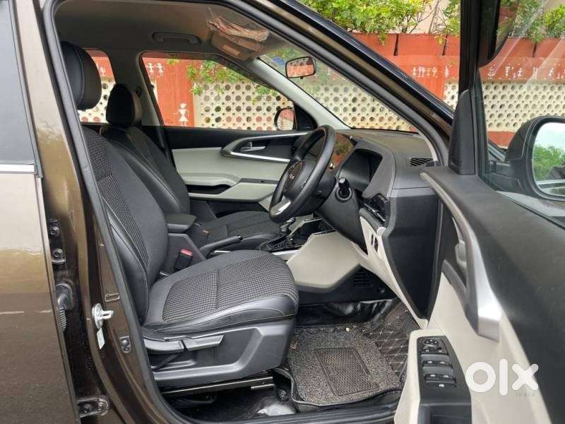 Kia Carens 1.4 Prestige Plus Turbo Dct 7 Str, 2022, Petrol