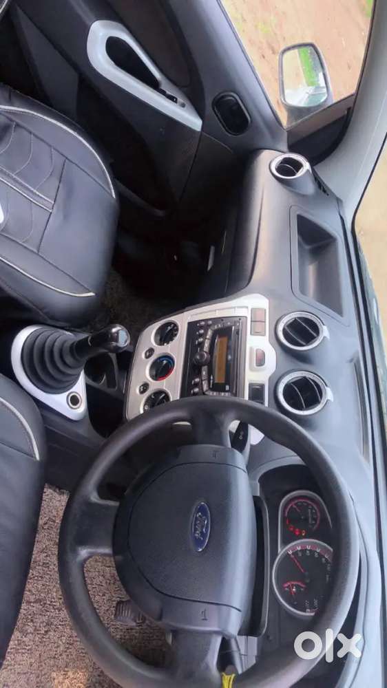 Ford Figo Petrol Zxi 2010