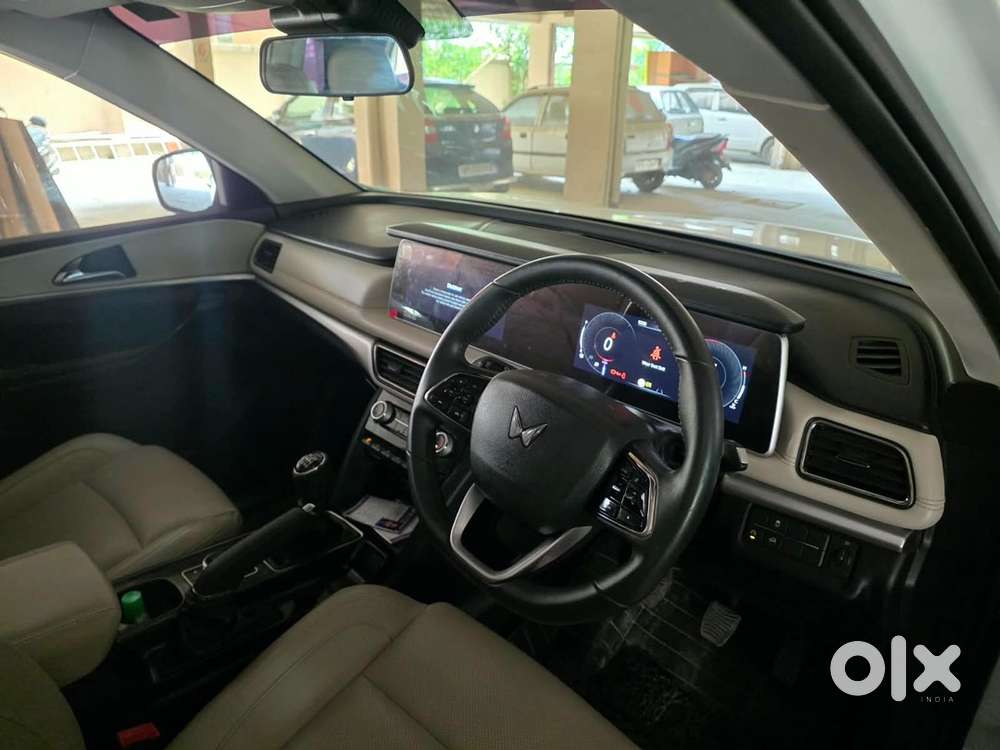 Mahindra Xuv700 Diesel 2024