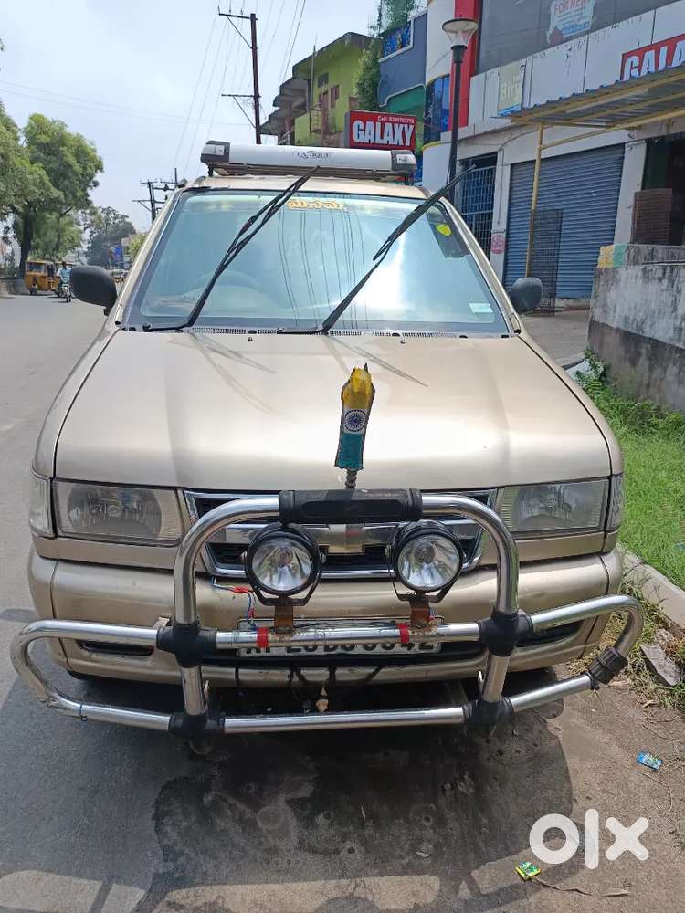 Chevrolet Tavera Diesel Automatic 2010