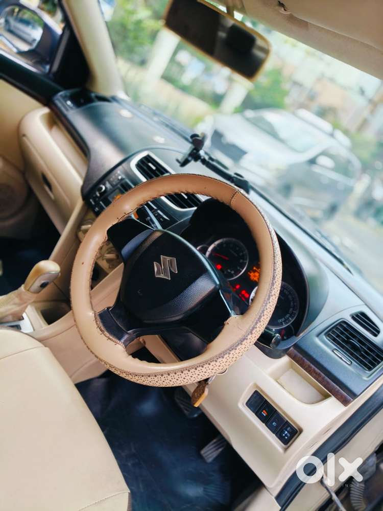 Maruti Suzuki Swift Dzire Vxi At, 2015, Petrol