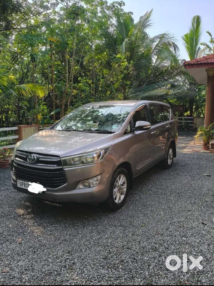 Single Owner Innova Crysta 2017 Gx Showroom Service No Accident