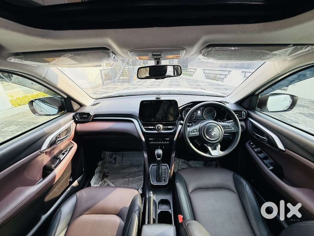 Maruti Suzuki Grand Vitara 1.5 Alpha Smart Hybrid At, 2023, Petrol