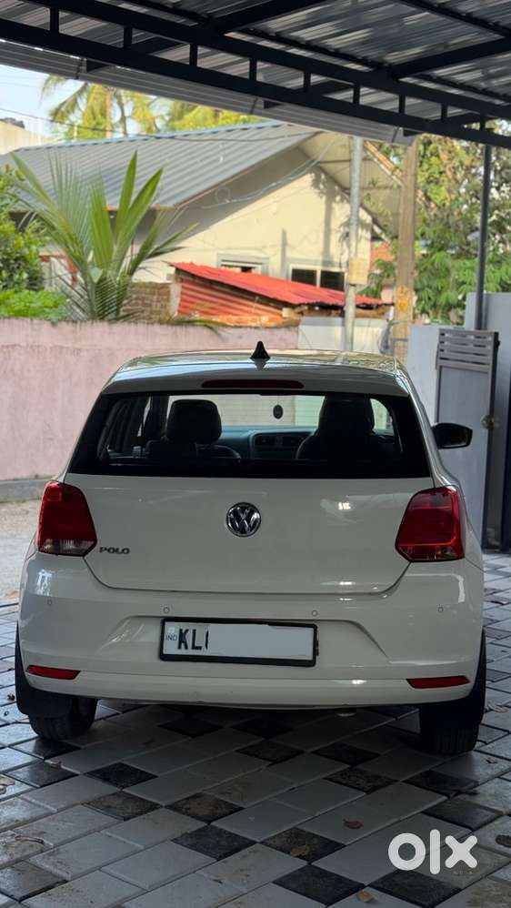 Volkswagen Polo 2015 Year