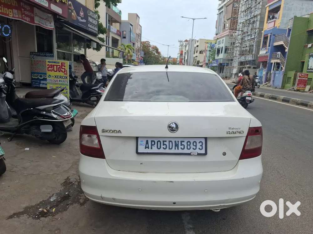Skoda Rapid Tsi Active 2016