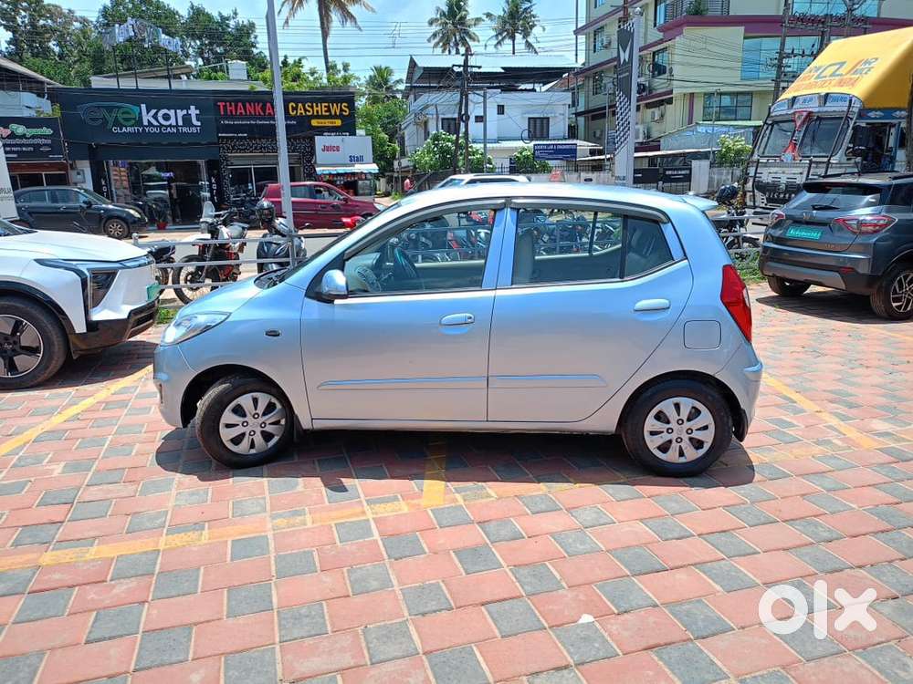 Hyundai I10 Sportz 2012 Automatic