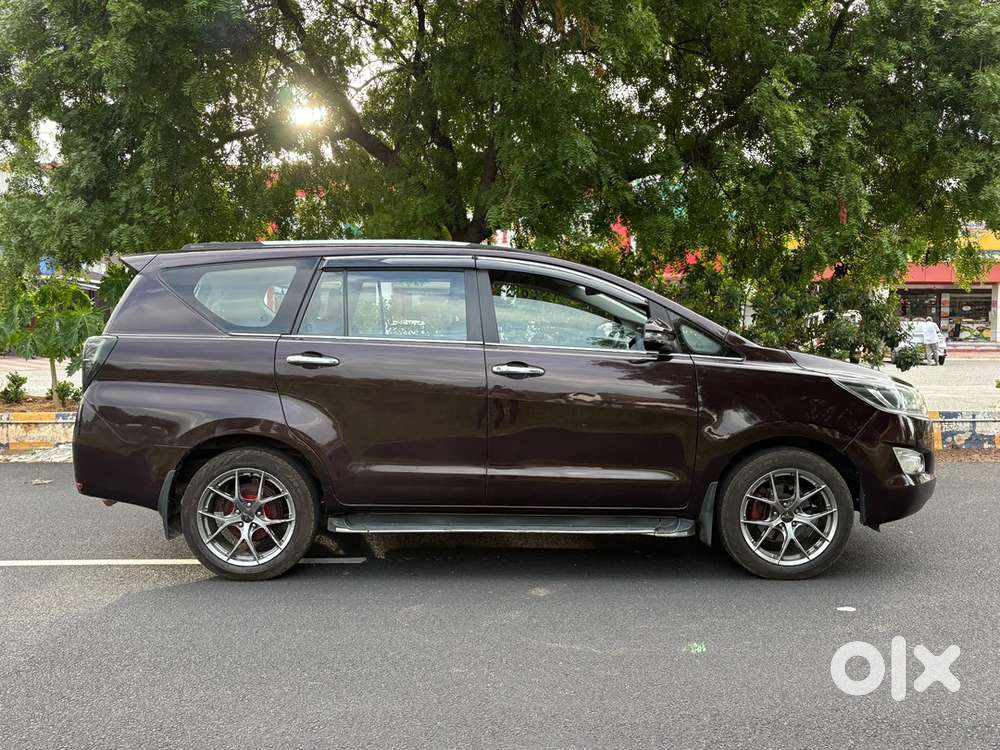 Toyota Innova Crysta 2018 Diesel Manual