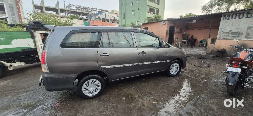 Toyota Innova Diesel Manual 2011 7 Str