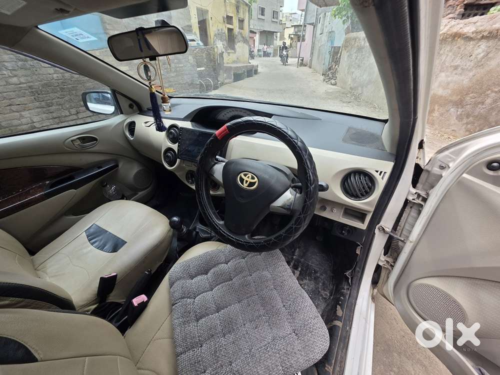 Toyota Etios Liva 2013 Diesel Well Maintained