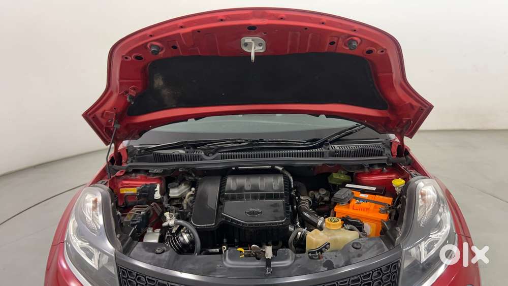 Tata Nexon 1.2 Revotron Xza Plus (o) Dual Tone, 2019, Diesel