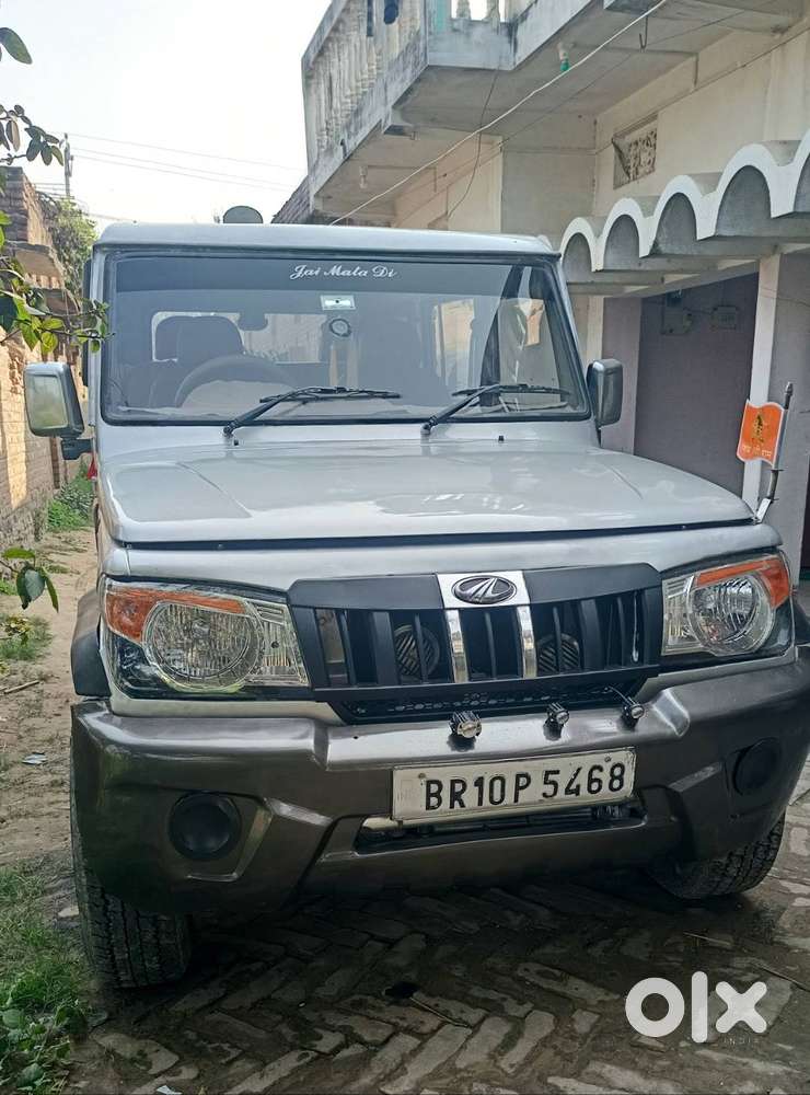 Model-29 August 2011  Di Bolero