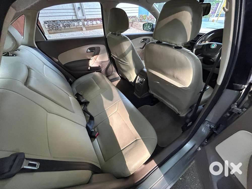 Skoda Rapid 1.6 Mpi Ambition, 2012, Petrol