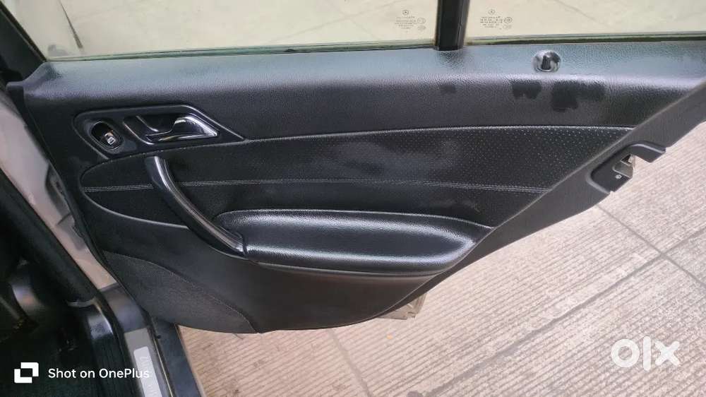 Mercedes-benz C-class 2005 Petrol Well Maintained