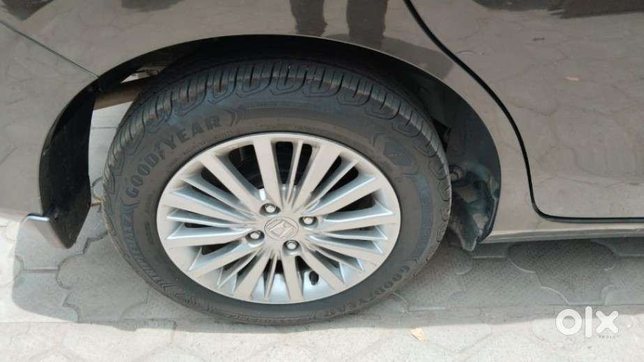 Honda Amaze Vx 1.2 Petrol Mt, 2025, Petrol