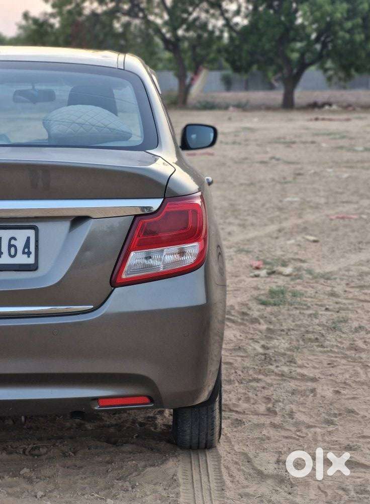 Maruti Suzuki Swift Dzire 1.3 Vxi, 2022, Petrol