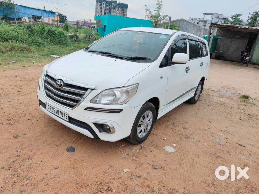 Toyota Innova 2.5 Gx 7 Str Bs-iii, 2012, Diesel