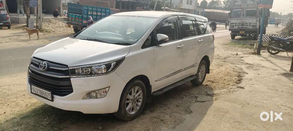 Toyota Innova Crysta 2016
