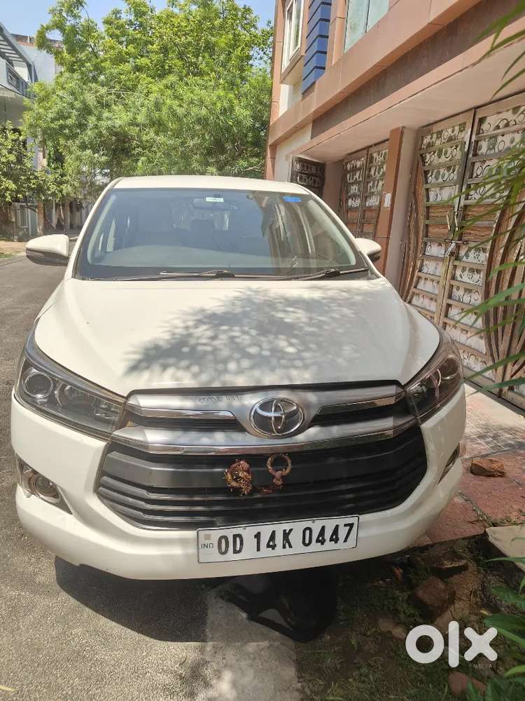 Toyota Innova Crysta 2018 Diesel 100000 Km Driven