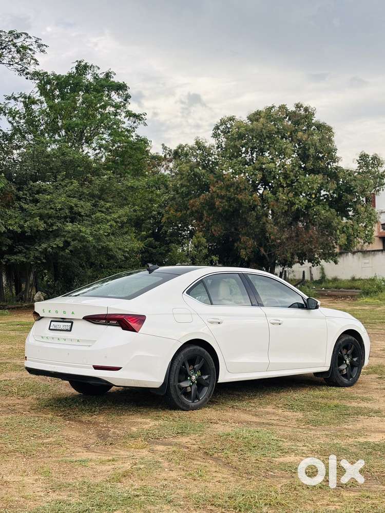 Skoda Octavia 2.0 Style Tsi At, 2021, Petrol