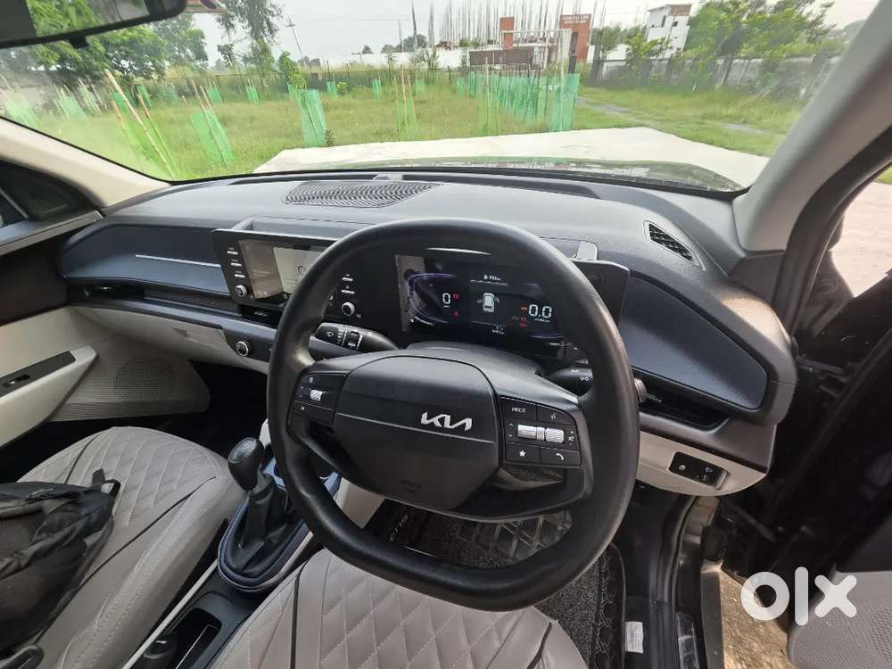 Kia Carens 2025 Manual 9550 Km