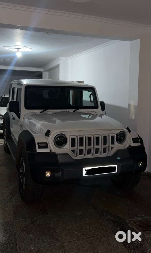 Mahindra Thar Roxx Petrol 2025