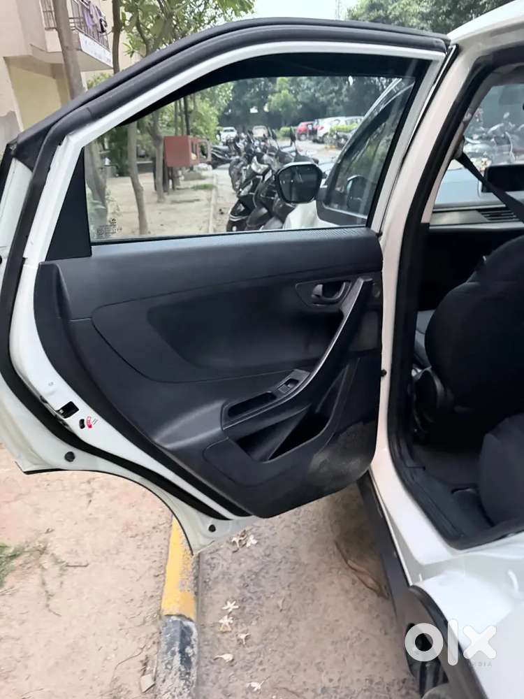 Tata Nexon Smart Plus 6mt Cng 2025