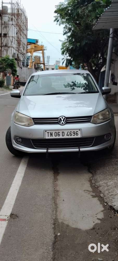 Volkswagen Vento 2010-2013 Petrol Highline, 2011, Petrol