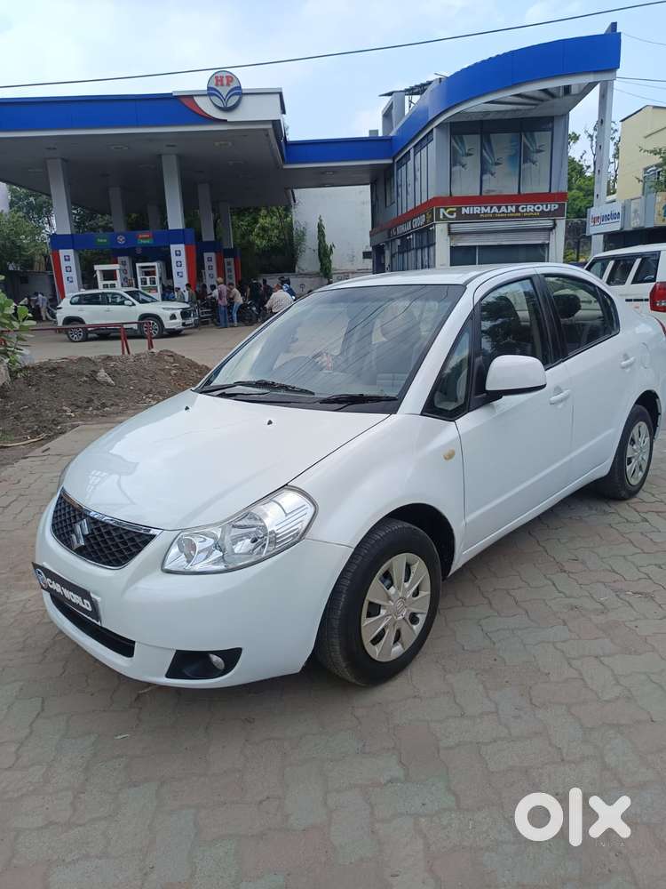 Maruti Suzuki Sx4, 2011, Petrol