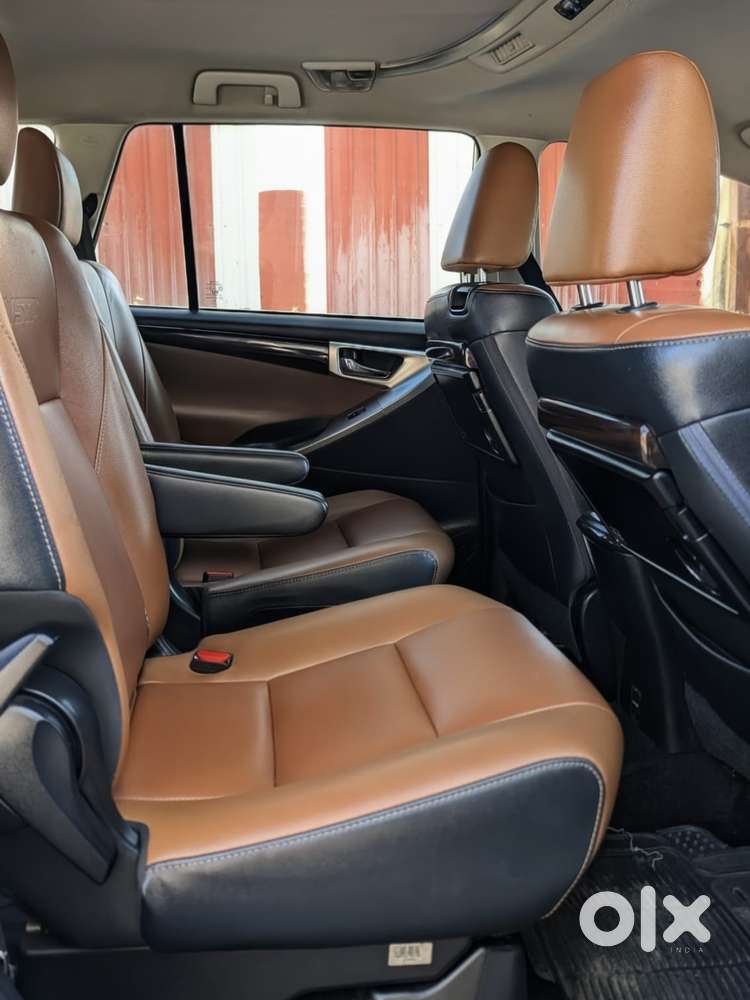 Toyota Innova Crysta 2.8z Automatic, 2019, Diesel