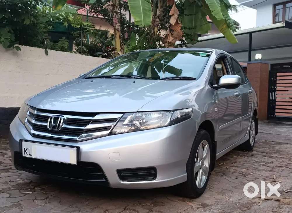 Single Owner Well Maintaned  Honda City Ivtec Automatic Mint Cndtion