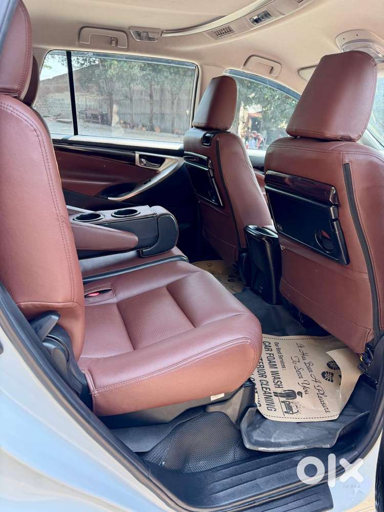 Toyota Innova Crysta 2.4 Z 7 Str, 2023, Diesel