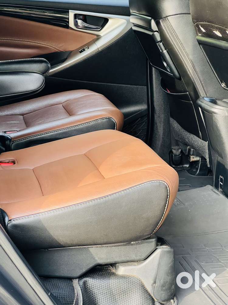 Toyota Innova Crysta 2.4 V, 2017, Diesel