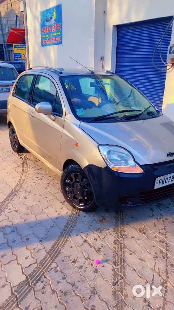 Chevrolet Spark 2011 Petrol Well Maintained
