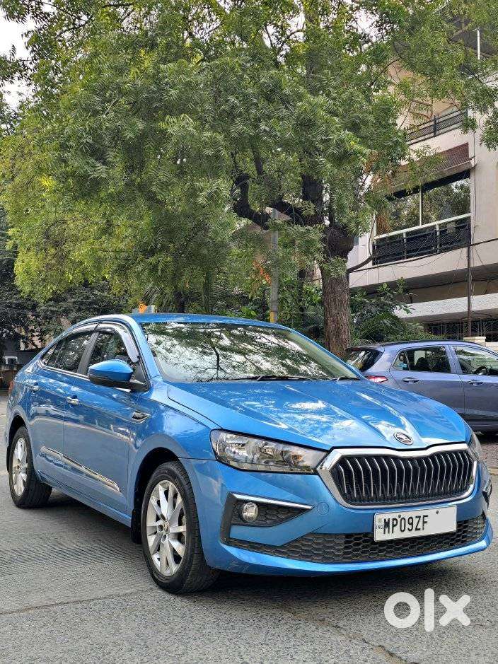 Skoda Slavia 1.0 Ambition Tsi, 2022, Petrol