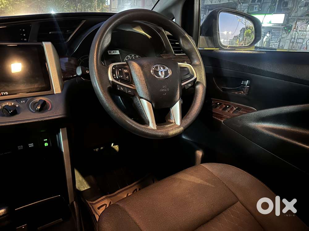 Toyota Innova Crysta