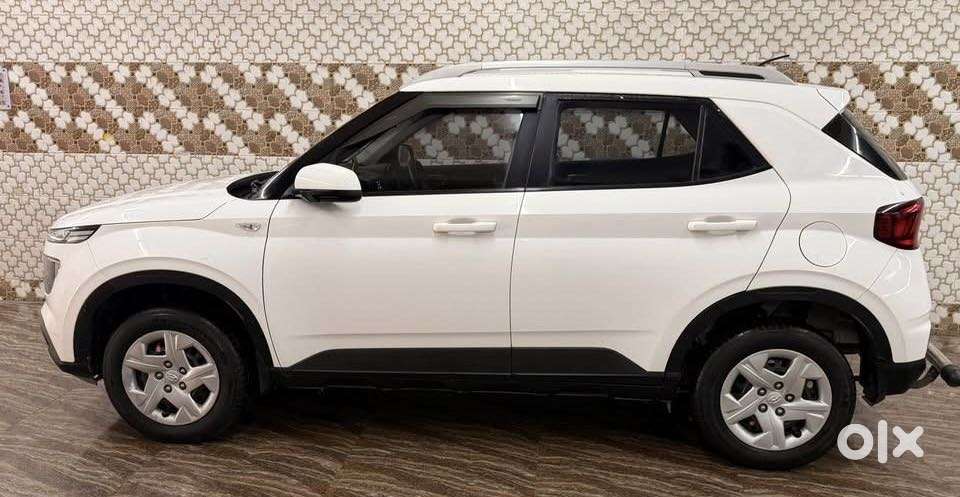 Hyundai Venue S 1.2 Petrol, 2020, Petrol