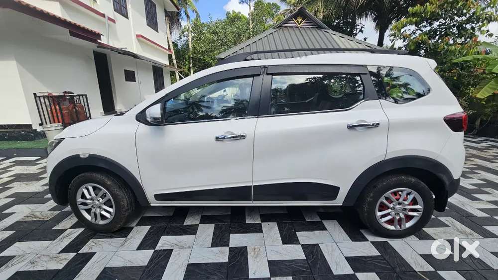 Triber Rxt Petrol Easy-r

1.0l 2021