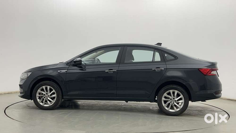 Skoda Slavia Ambition 1.0l Tsi Mt, 2023, Petrol
