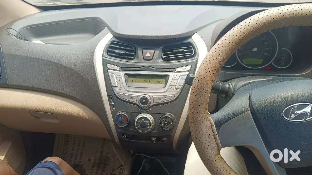 Eon Car Selling, 4 Tyres Nee, And New Battery