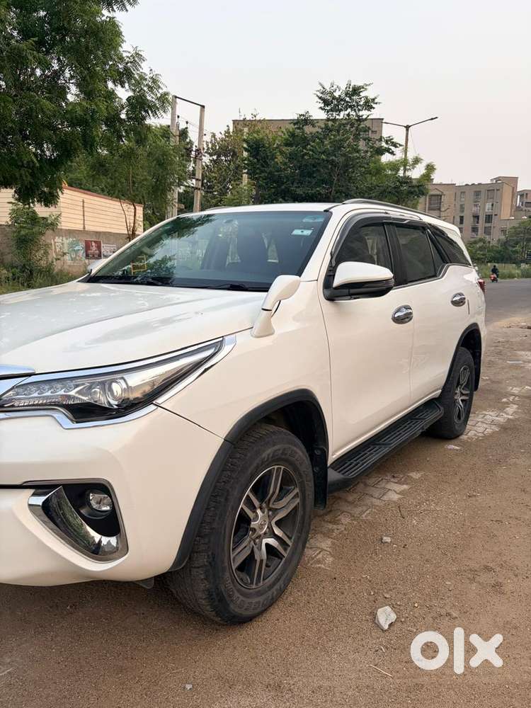 2018 Toyota Fortuner Diesel, Automatic, Km Driven 72000