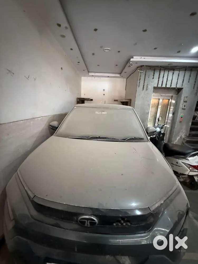 Punch 2024 Amt Grey 1st Owner Petrol Saaf Gaadi Ha Kam Chali Huir