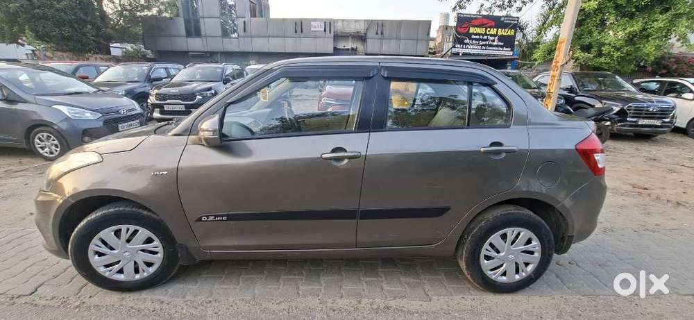 Maruti Suzuki Dzire 1.2 Vxi, 2016, Petrol