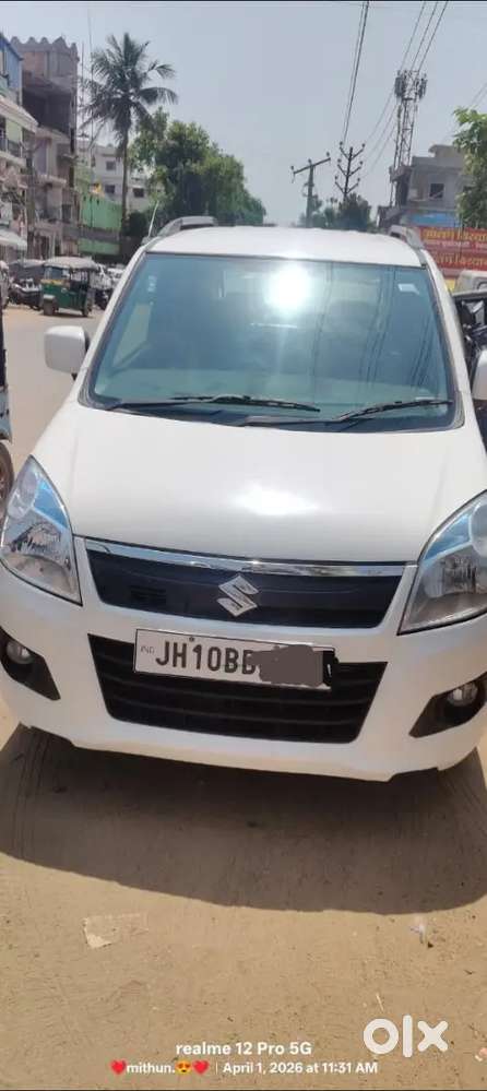 Maruti Suzuki Wagon R 1.0 2017 Petrol . Company Fitted Music Sistem