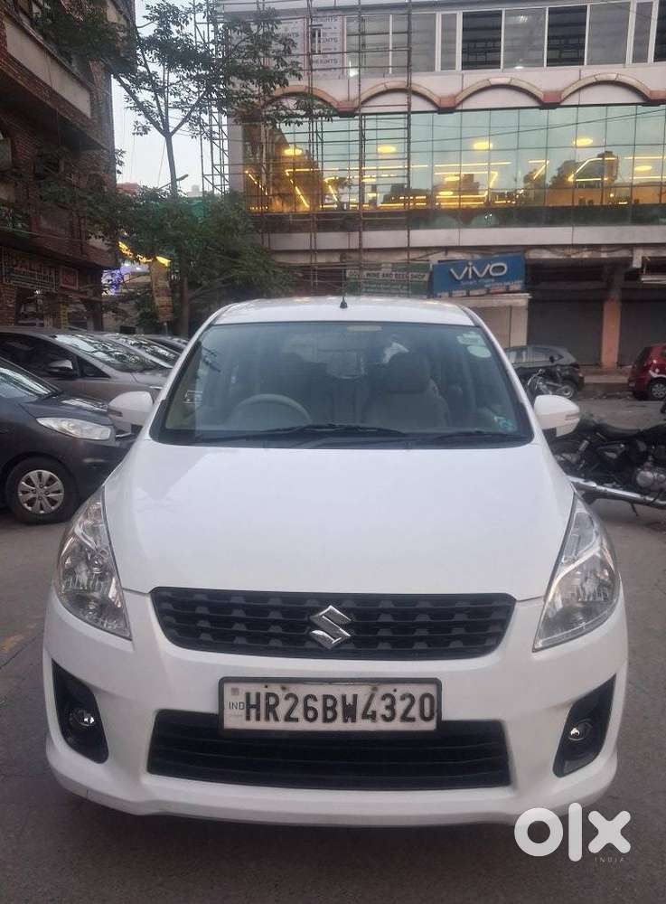 Maruti Suzuki Ertiga Zxi, 2012, Petrol