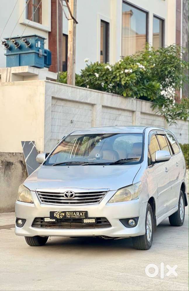 Toyota Innova 2.5 V 7 Str, 2012, Diesel