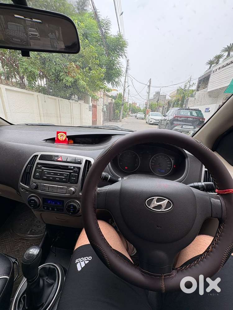 2013 Hyundai I20 Magna Diesel Manual Car