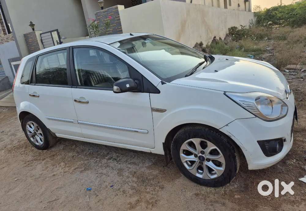 2014 Car In Excellent Condition